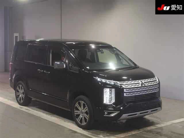 MITSUBISHI DELICA D5