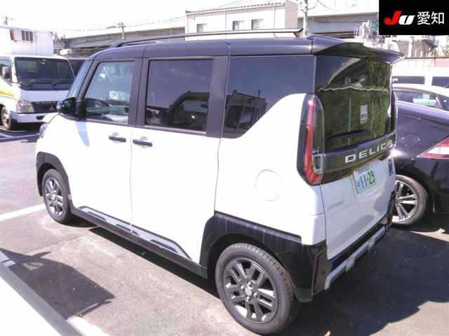 MITSUBISHI DELICA MINI