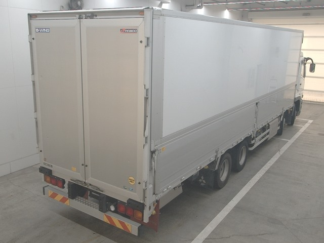 MITSUBISHI FUSO TRUCK