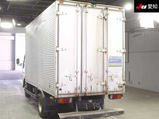MITSUBISHI FUSO TRUCK