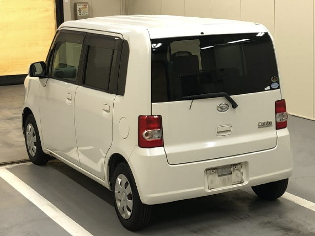 DAIHATSU MOVE CONTE