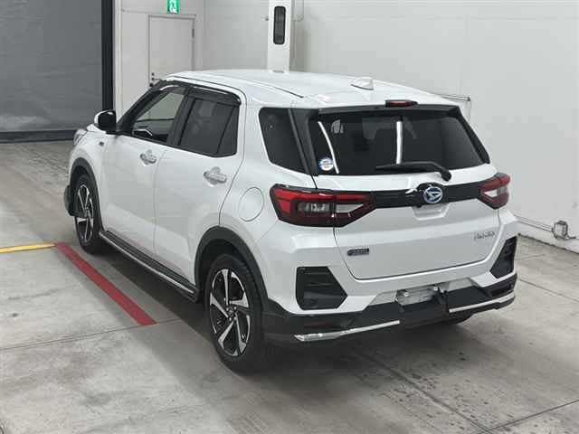 DAIHATSU ROCKY