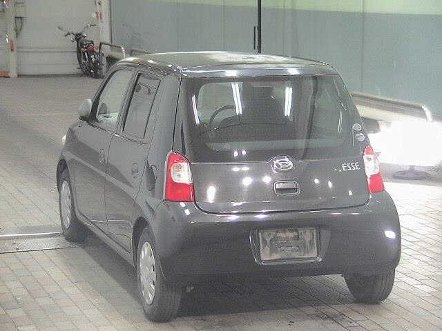 DAIHATSU ESSE