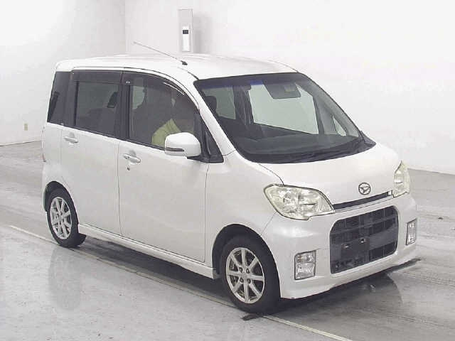 DAIHATSU TANTO EXE