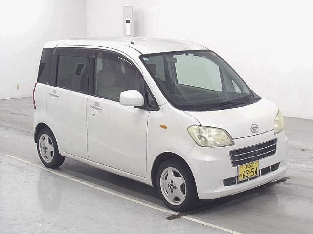 DAIHATSU TANTO EXE