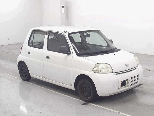 DAIHATSU ESSE