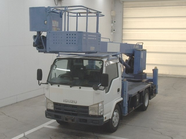 ISUZU ELF