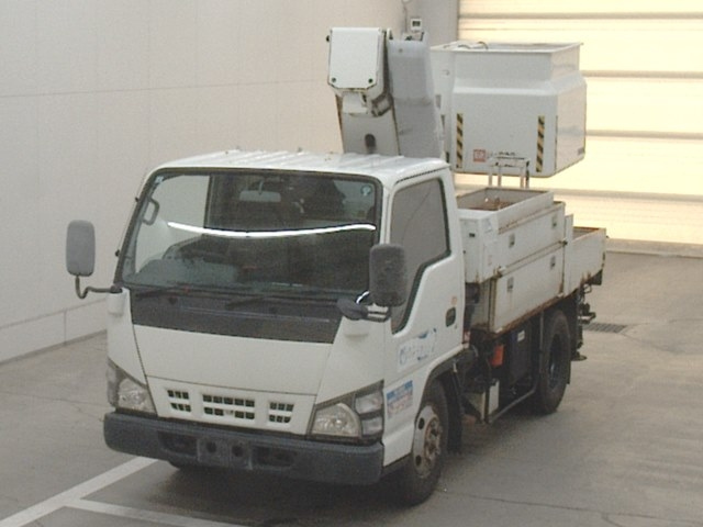 ISUZU ELF