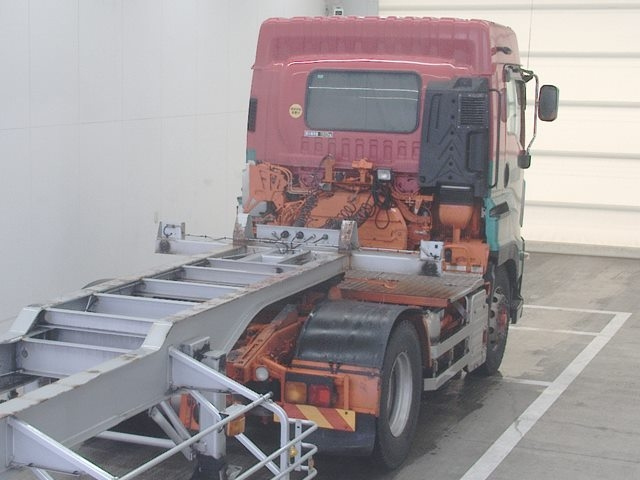 ISUZU TRUCK