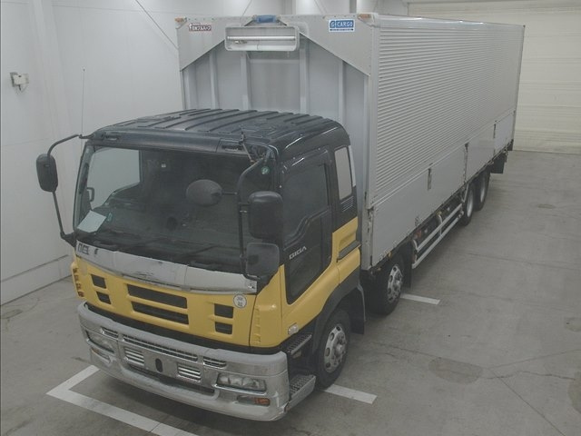 ISUZU TRUCK