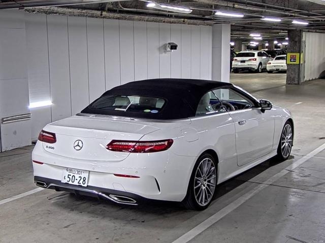MERCEDES BENZ E CLASS