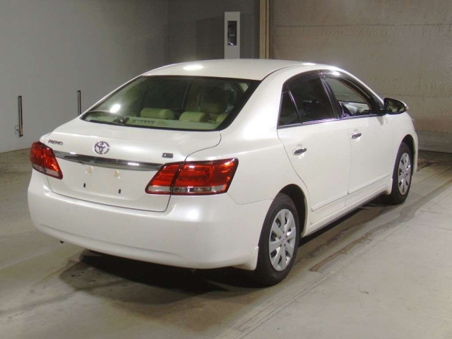 TOYOTA PREMIO