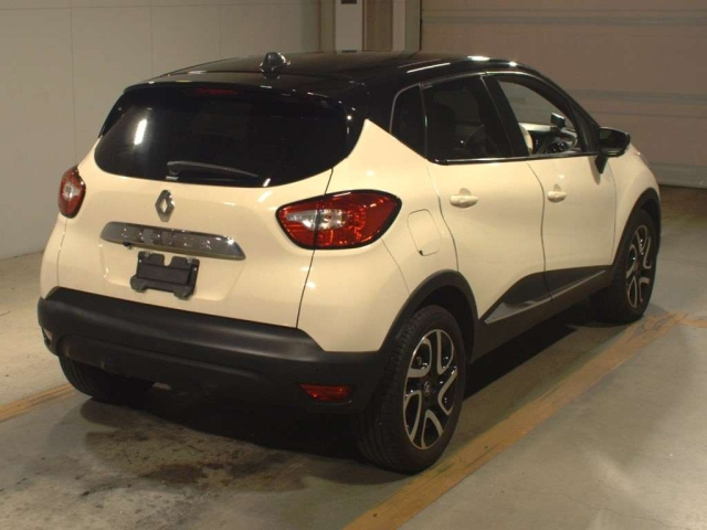 RENAULT CAPTUR
