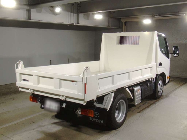 TOYOTA DYNA