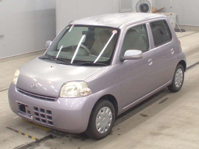 DAIHATSU ESSE