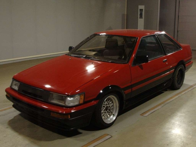 TOYOTA COROLLA LEVIN