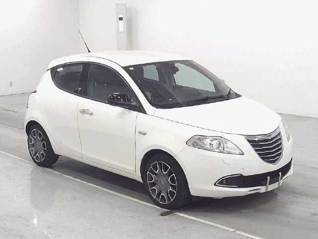 CHRYSLER YPSILON