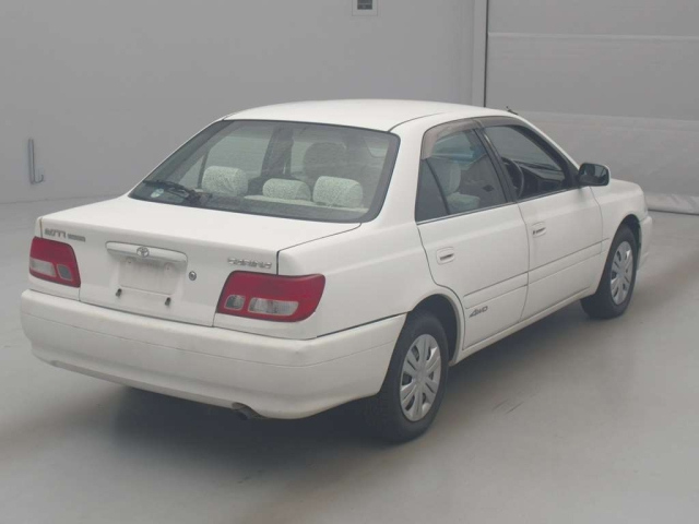 TOYOTA CARINA