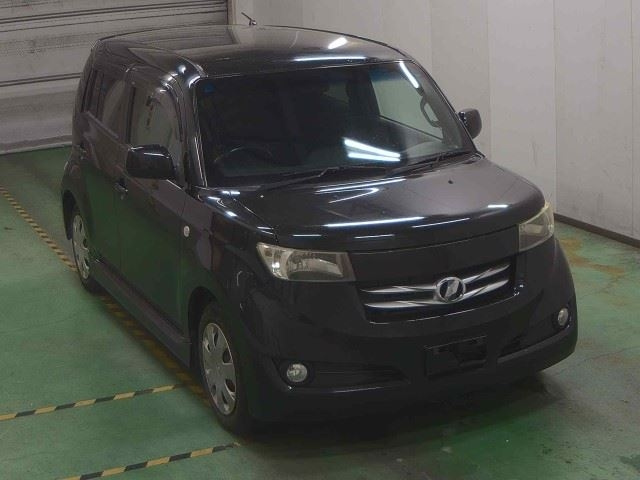 TOYOTA BB