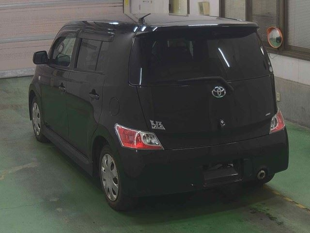 TOYOTA BB