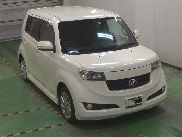 TOYOTA BB