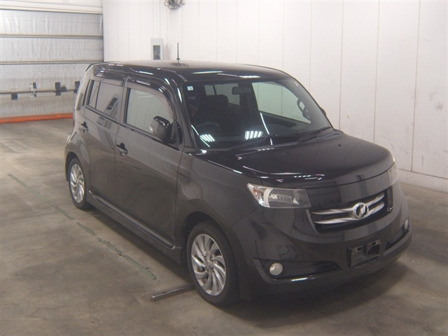 TOYOTA BB