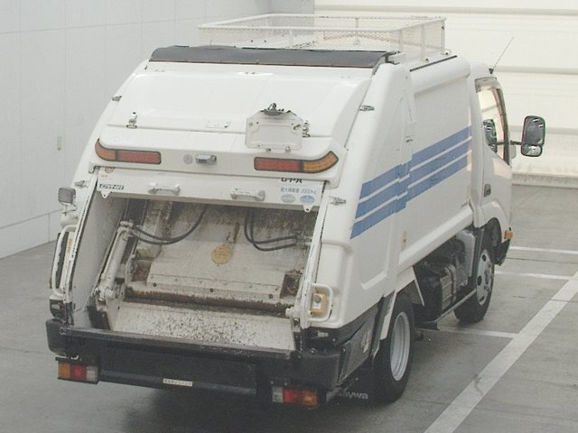 TOYOTA DYNA