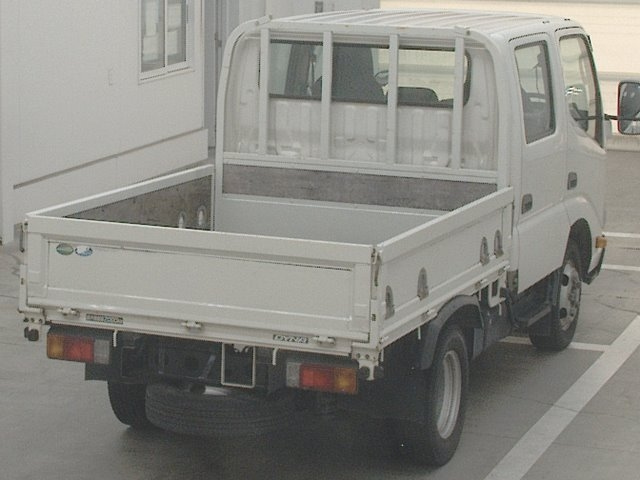 TOYOTA DYNA