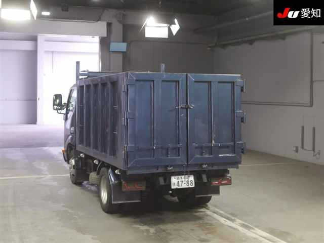 TOYOTA DYNA