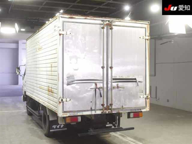 TOYOTA DYNA