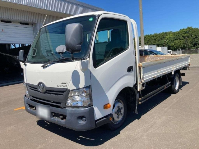 TOYOTA DYNA