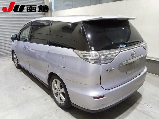TOYOTA ESTIMA HYBRID