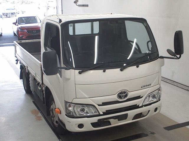 TOYOTA DYNA