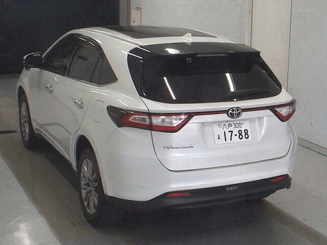 TOYOTA HARRIER