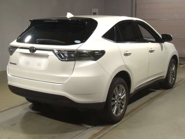 TOYOTA HARRIER