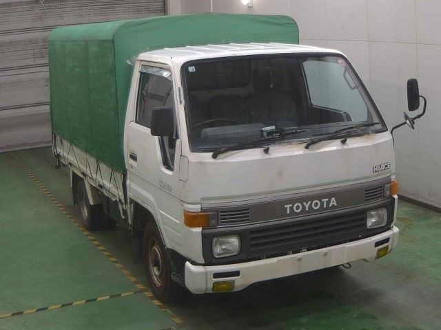 TOYOTA HIACE TRUCK