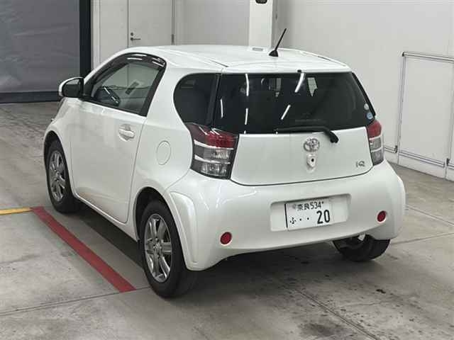 TOYOTA IQ