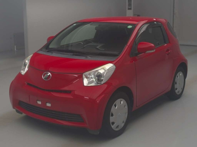 TOYOTA IQ