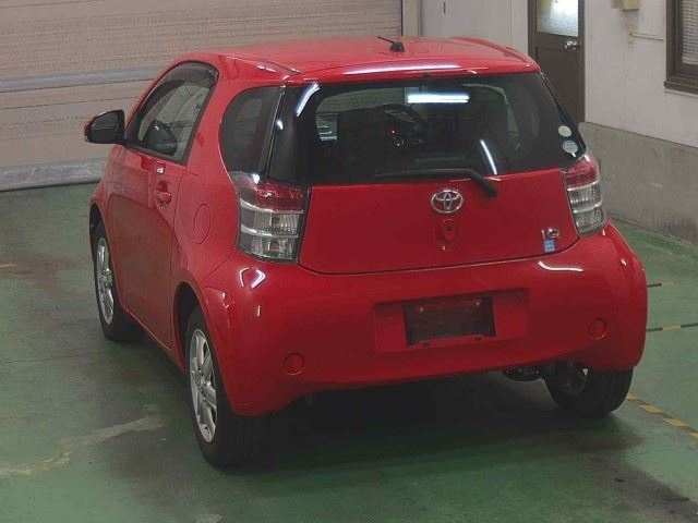 TOYOTA IQ