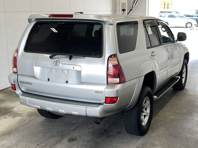 TOYOTA HILUX SURF