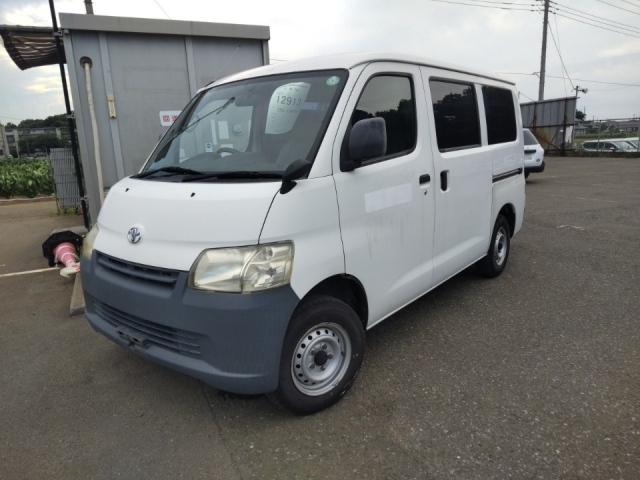 TOYOTA LITE ACE VAN