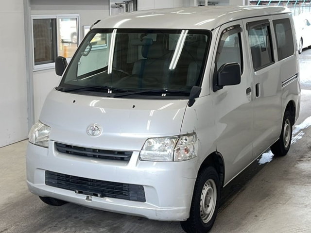 TOYOTA LITE ACE VAN