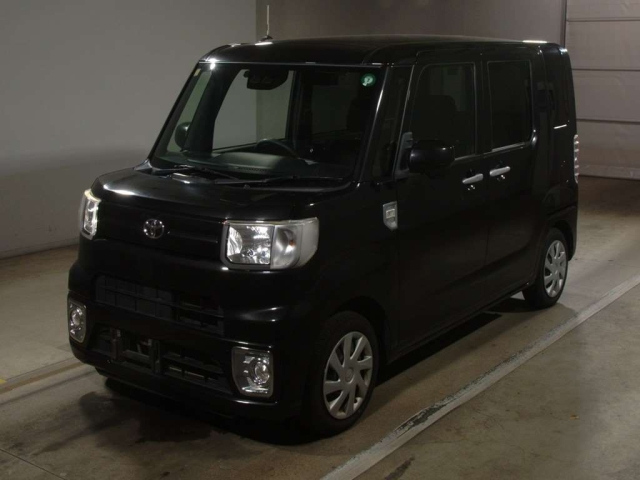 TOYOTA PIXIS MEGA