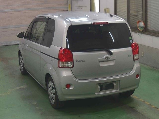 TOYOTA PORTE