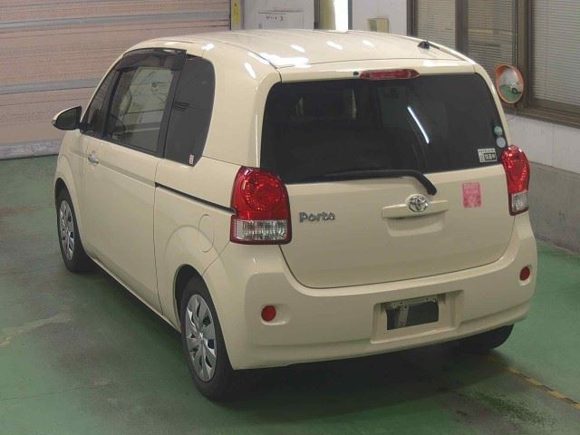 TOYOTA PORTE