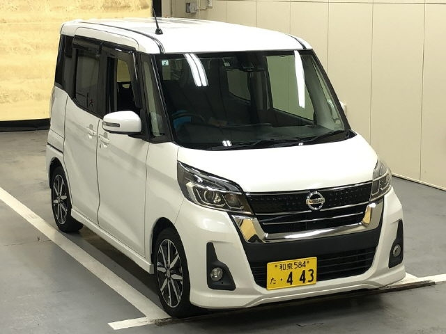 NISSAN DAYZ ROOX