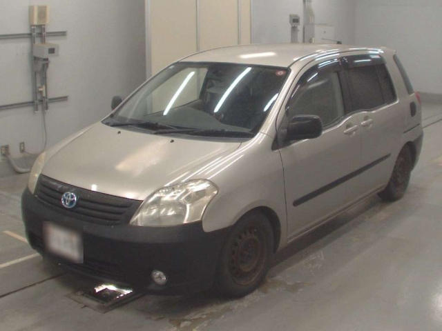 TOYOTA RAUM