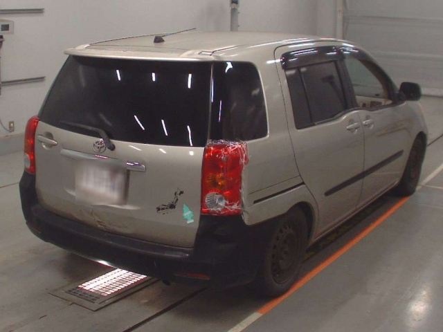 TOYOTA RAUM