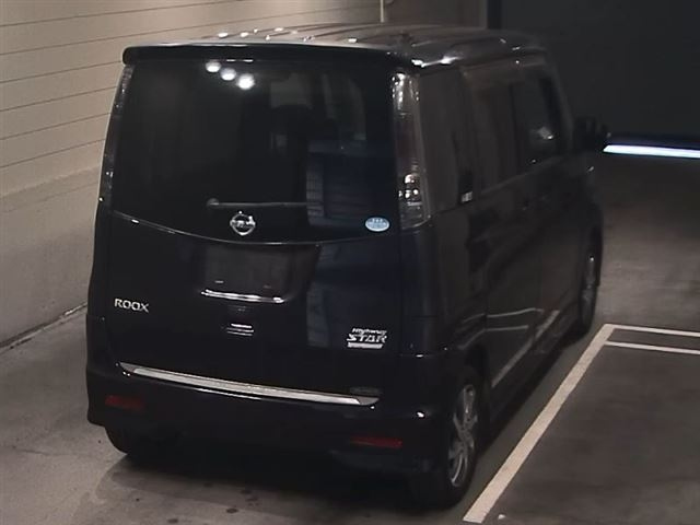 NISSAN ROOX