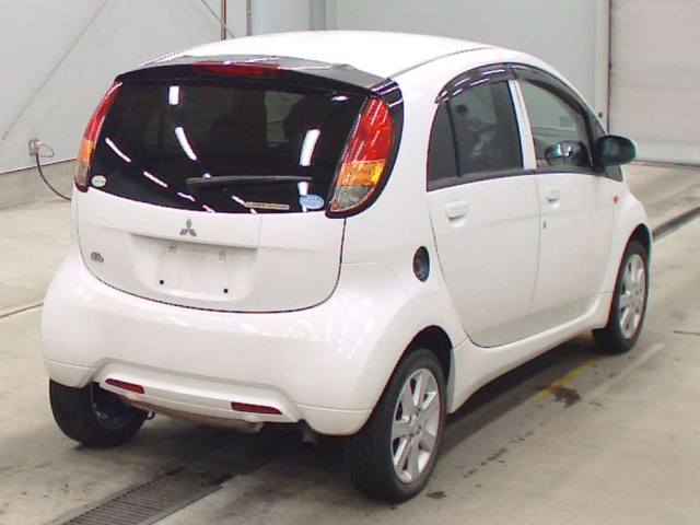 MITSUBISHI I